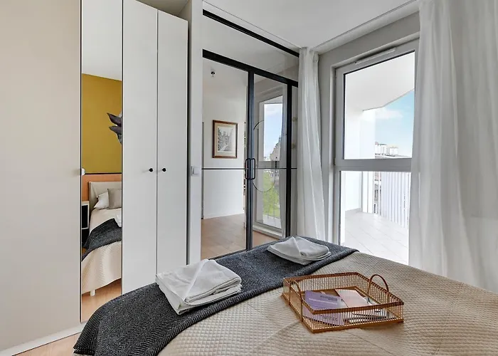 Luxury Aura 40 - 3 By Grand 格但斯克