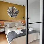 Luxury Aura 40 - 3 By Grand 格但斯克
